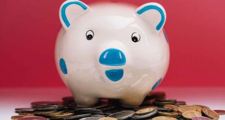 Sparer-Pauschbetrag nutzen: So bleibt mehr von Ihren Zinsen auf dem Konto