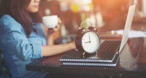 Guía completa sobre trabajos de fin de semana para ganar un dinero extra